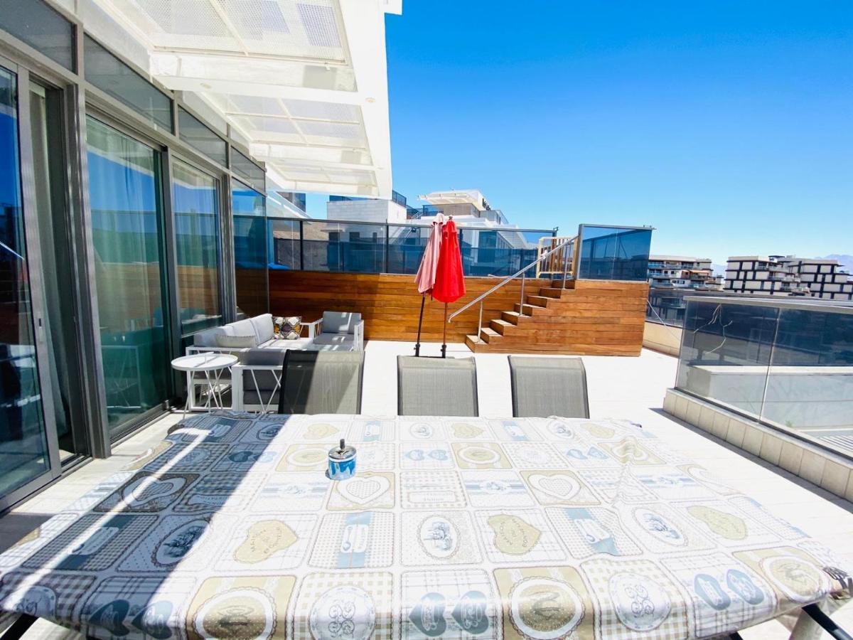 Stunning Penthouse With Sea Views And Private Heated Pool Διαμέρισμα Ελάτ Εξωτερικό φωτογραφία